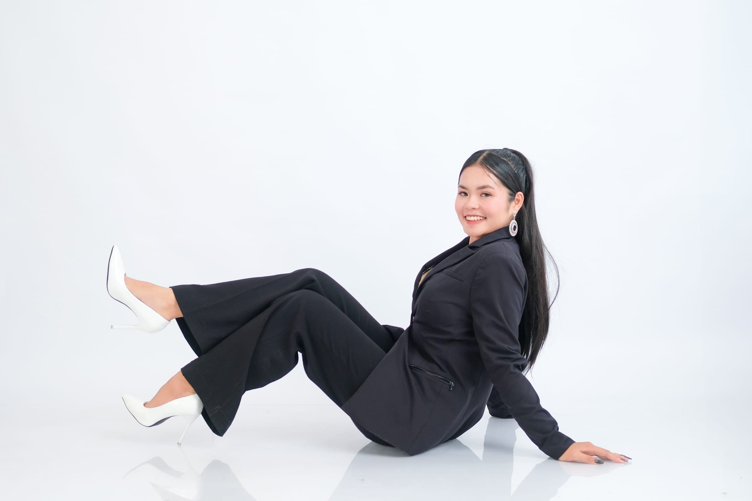 Solo Portrait - Photo 7