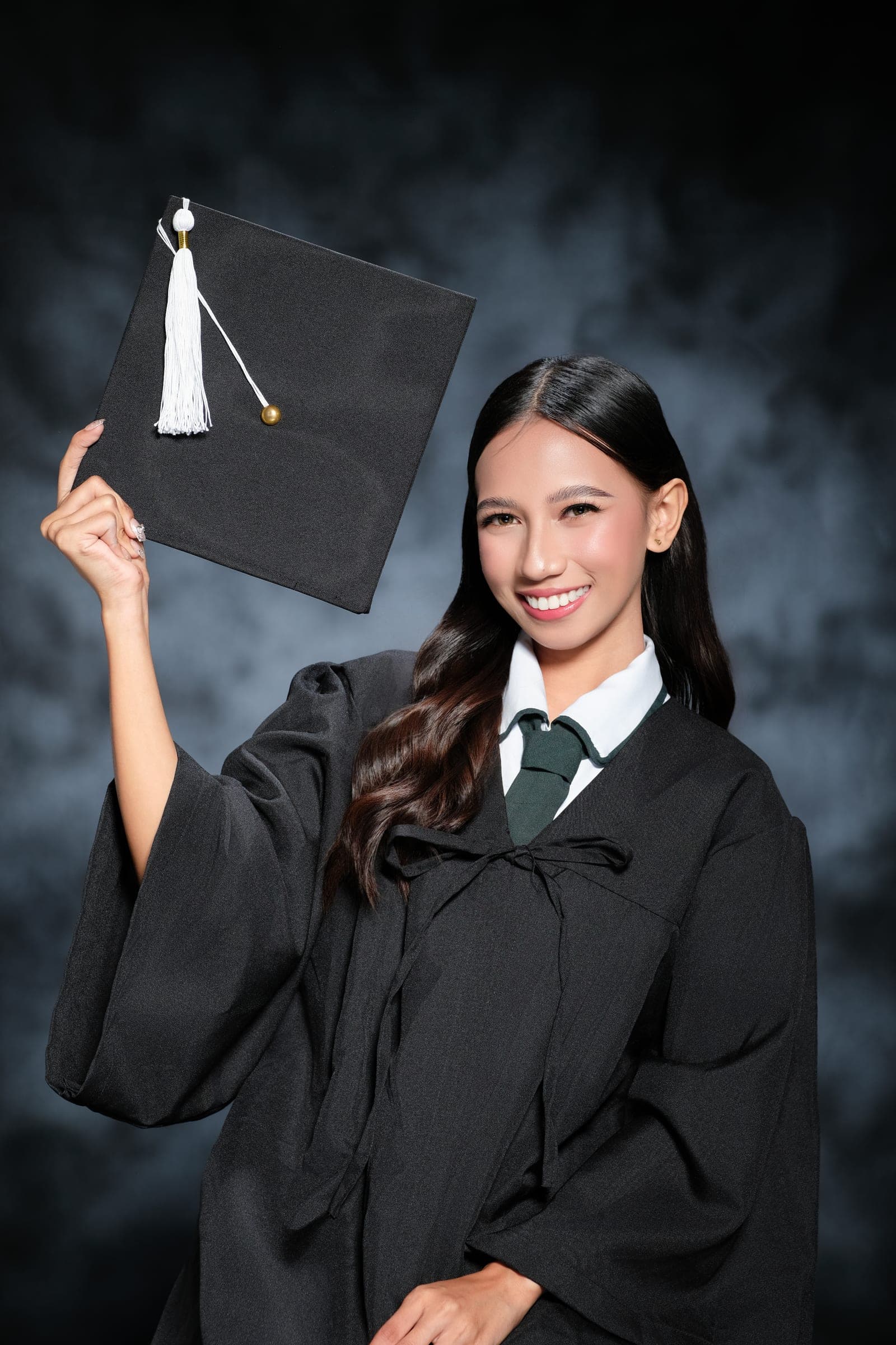 Graduation - Photo 10